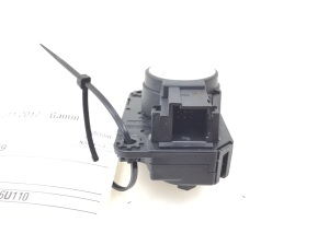  Interior shoulder valve motor 