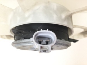 TOYOTA Auris E18 (2012–2018) Dzesēšanas ventilators - 3