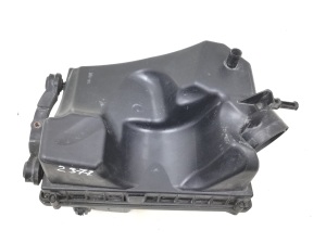 Opel Zafira B (2005–2014) Luftfiltergehäuse 55557127 - 2