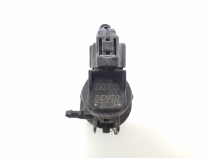 TOYOTA Prius W30/35 (2009–2015) Front windshield washer pump 8533060190 - 2