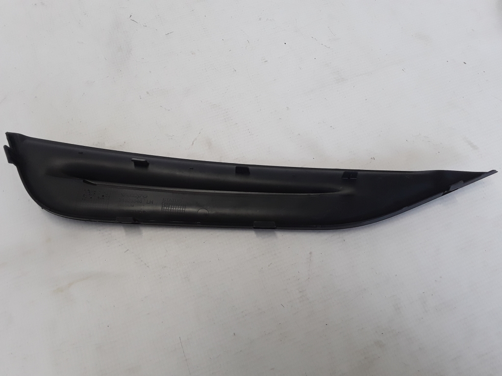 VOLVO V60 1 generation (2010-2020) Front Left Bumper Molding 31323846 22376039