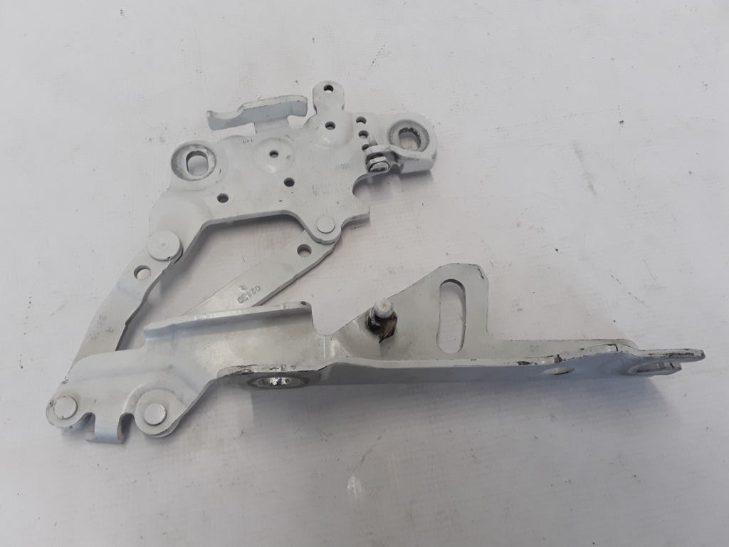 BMW 3 Series F30/F31 (2011-2020) Front Right Bonnet Hinge 7336700 22375956