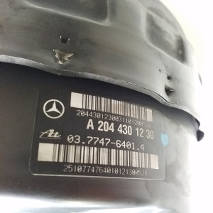 Mercedes Benz C-Class 204 (2007–2014) Pidurivõimendi A2044301230 - 2
