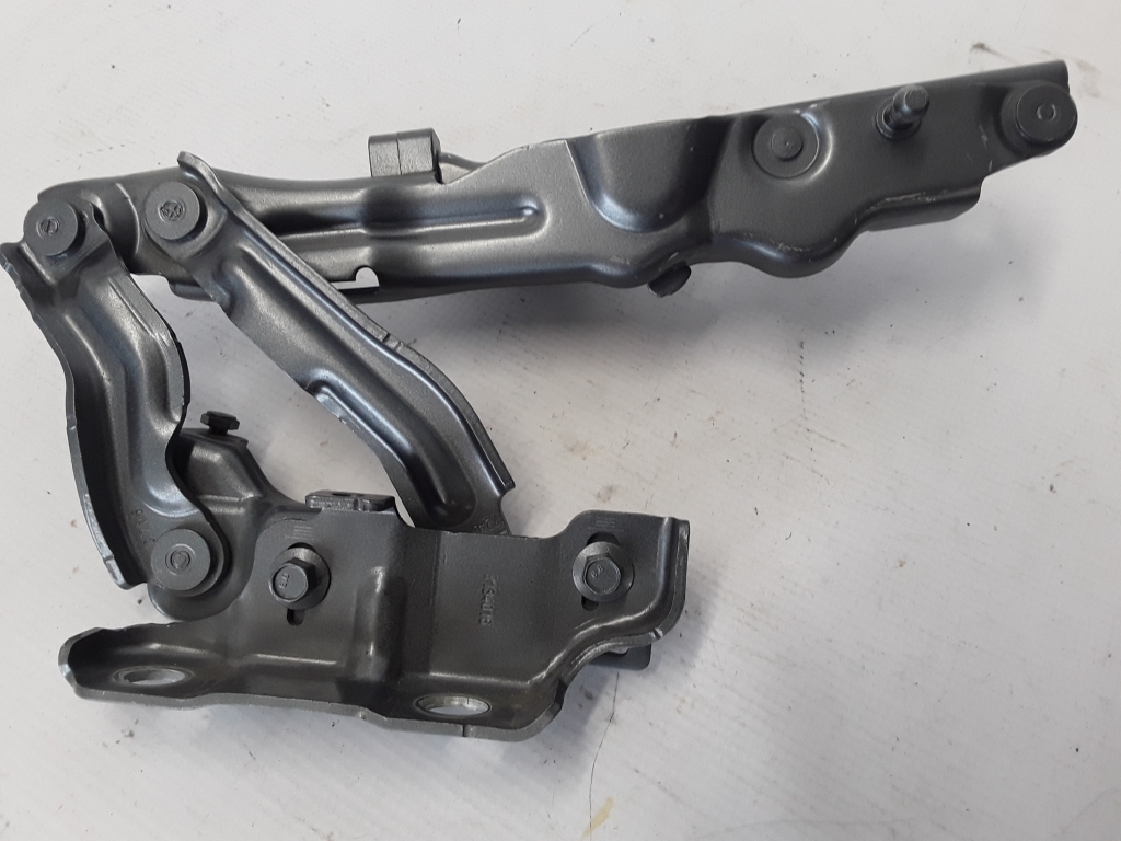 VOLVO V90 2 generation (2016-2024) Front Right Bonnet Hinge 31651861 22375603