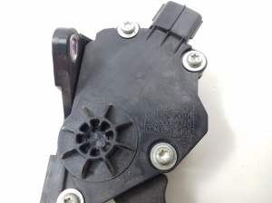 TOYOTA Prius W30/35 (2009–2015) Accelerator pedal 7811012010 - 3