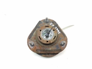 TOYOTA Prius W30/35 (2009–2015) Front strut mount with bearing 4860947030 - 2