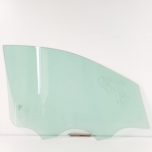 Mercedes Benz B-Class 246 (2011–2017) Front door glass - 3