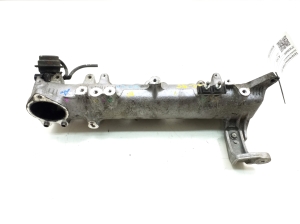  Intake manifold 