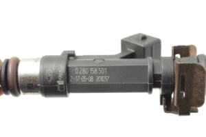Opel Corsa D (2006–2014) Injektor Einspritzdüse 0280158501 - 2