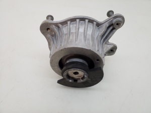 Mercedes Benz C-Class 205 (2014–2021) Mootoripadi A2052406617 - 2