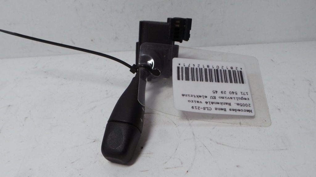 MERCEDES-BENZ CLS-Class C219 (2004-2010) Steering Wheel Adjustment Switch A1715402945 20975483