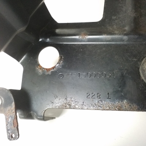 Mercedes Benz R-Class 251 (2006–2017) Halter für Kühlmittelbehälter A2515000031 - 3