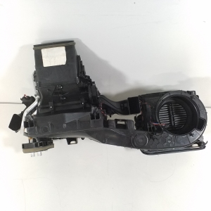 Mercedes Benz R-Class 251 (2006–2017) Heater and its parts - 2