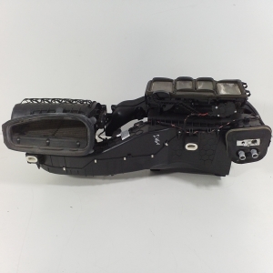 Mercedes Benz R-Class 251 (2006–2017) Heater and its parts - 3