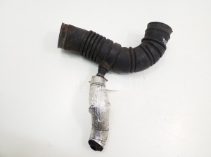  Air intake hose 