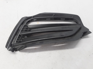  Front bumper lower grille 