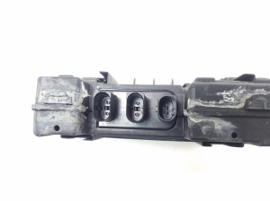 Mercedes Benz S-Class 221 (2005–2013) Kaitsmeploki hoidik kapoti all A2215400850 - 3
