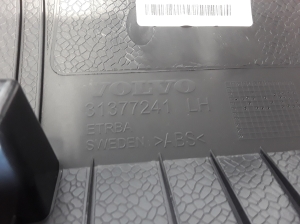 VOLVO XC90 (2015–2024) Tagumise toe sisekujundus 31377241 - 2