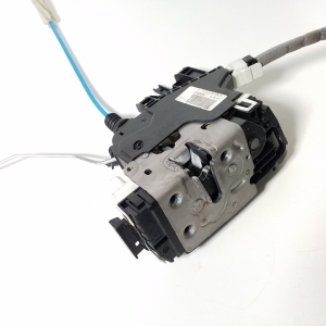 Mercedes Benz B-Class 246 (2011–2017) Front door lock A1667200735 - 2