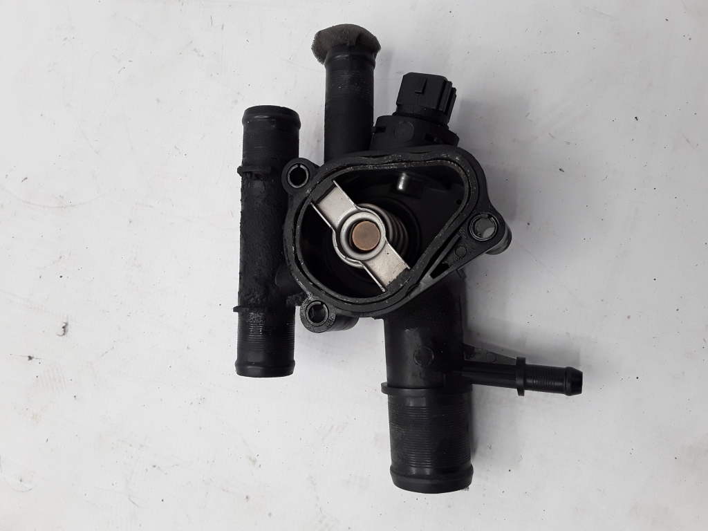 Used RENAULT Trafic Thermostat PA66GF30