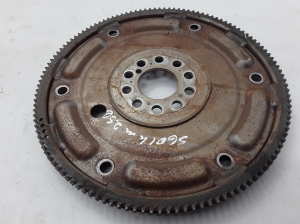  Clutch flywheel 