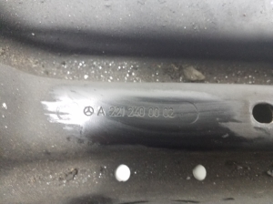 Mercedes Benz S-Class 221 (2005–2013) Käigukasti kinnitus A2212400002 - 3