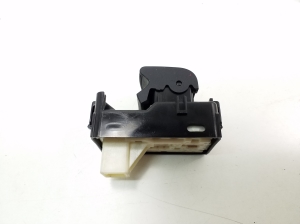 TOYOTA Auris E18 (2012–2018) Esiukse klaaslüliti 8481002140 - 2