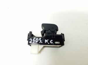 TOYOTA Auris E18 (2012–2018) Tagumise külgukse aknalüliti 8481002140 - 2