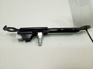 TOYOTA Auris E18 (2012–2018) Seat belt height adjuster 7320002100 - 2