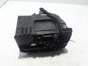 VOLVO XC60 (2008–2017) Batteriehalter 31349472 - 3