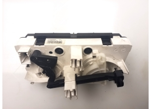 Peugeot 308 (2007–2015) Heater control panel 2049009104 - 3