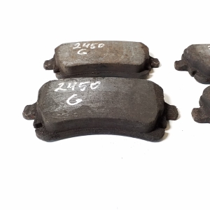  Rear brake pads 