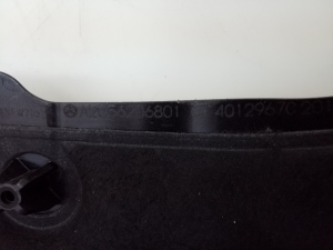 Mercedes Benz C-Class 205 (2014–2021) Heliisolatsioon A2056206801 - 2