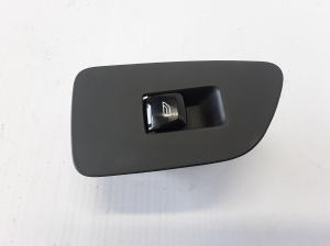 Rear side door window switch - 31376458