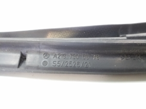 Mercedes Benz CLS-Class 219 (2004–2010) Rear side door seal A2197300878 - 3