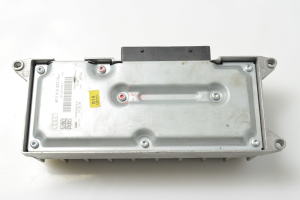 Amplificateur audio de voiture - 4F0910223M