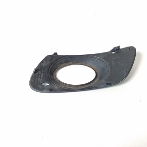  Front bumper fog lamp cover 