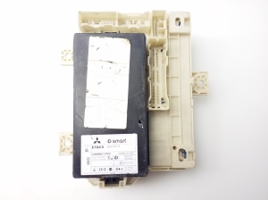 Fuse box bracket under the hood - 5WK45102I 