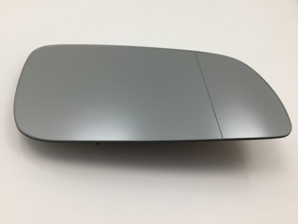 Used Volkswagen Golf Side mirror glass 1J2857522
