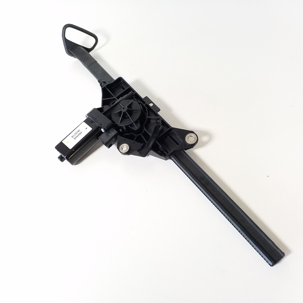 Used Mercedes Benz EClass Seat belt pretensioner A2078600182