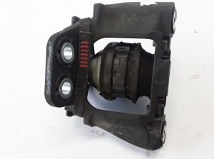 VOLVO V90 (2016–2026) Engine mount 31330588 - 2