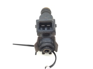 Porsche Cayenne (2002–2010) Fuel injector - 3