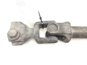 Porsche Cayenne (2002–2010) Steering shaft universal joint - 2