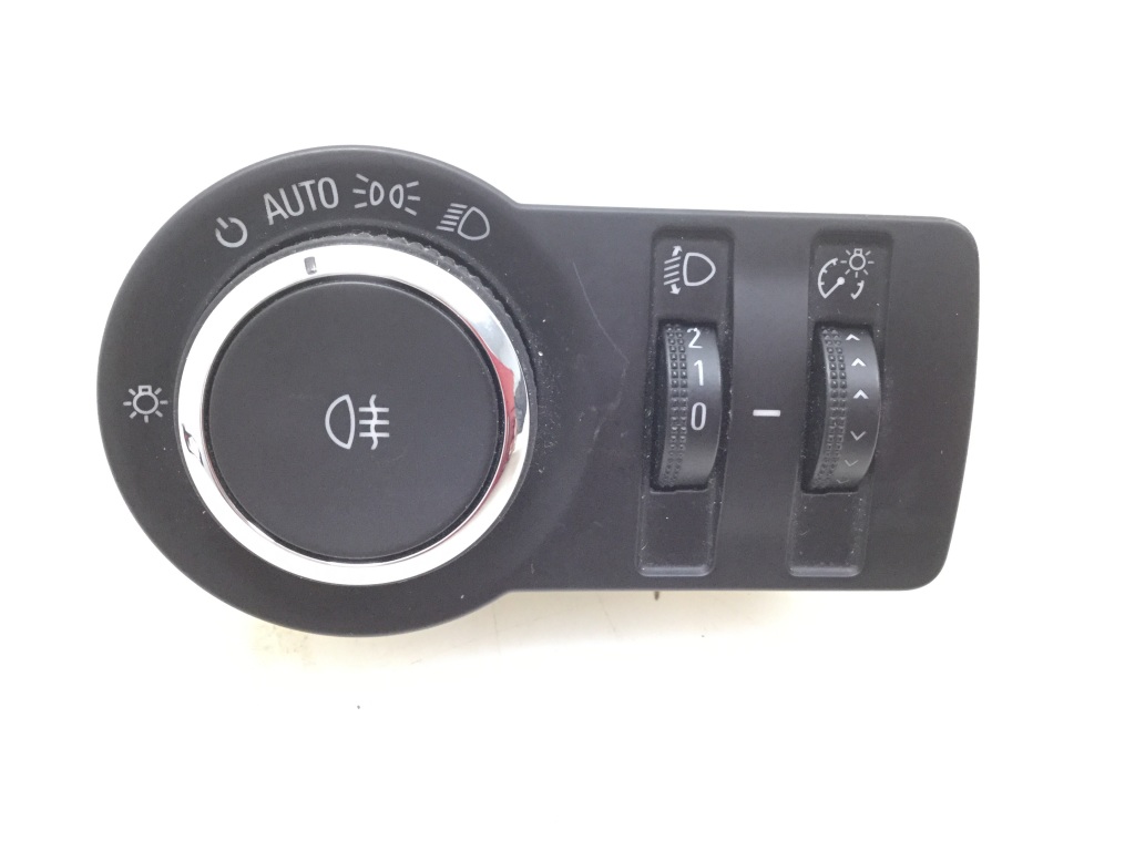 OPEL Astra J (2009-2020) Headlight Switch Control Unit 13268704 25110241