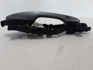 VOLVO V90 (2016–2026) Front door external opening handle and its details - 4