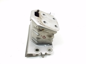 Front bumper reinforcement damper - 570130F010