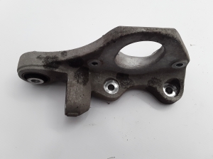  Front axle bracket 