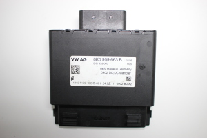 Steuergerät - 8K0959663B