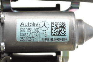Mercedes Benz C-Class 204 (2007–2014) Sicherheitsgurt vorne 610902000K - 2