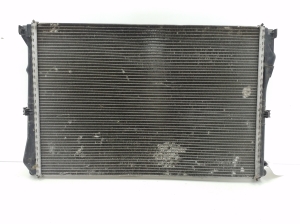Mercedes Benz C-Class 205 (2014–2021) Motorkühler A0995002203 - 4